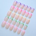 240pcs Multicolored Stick On Nails - Image 3