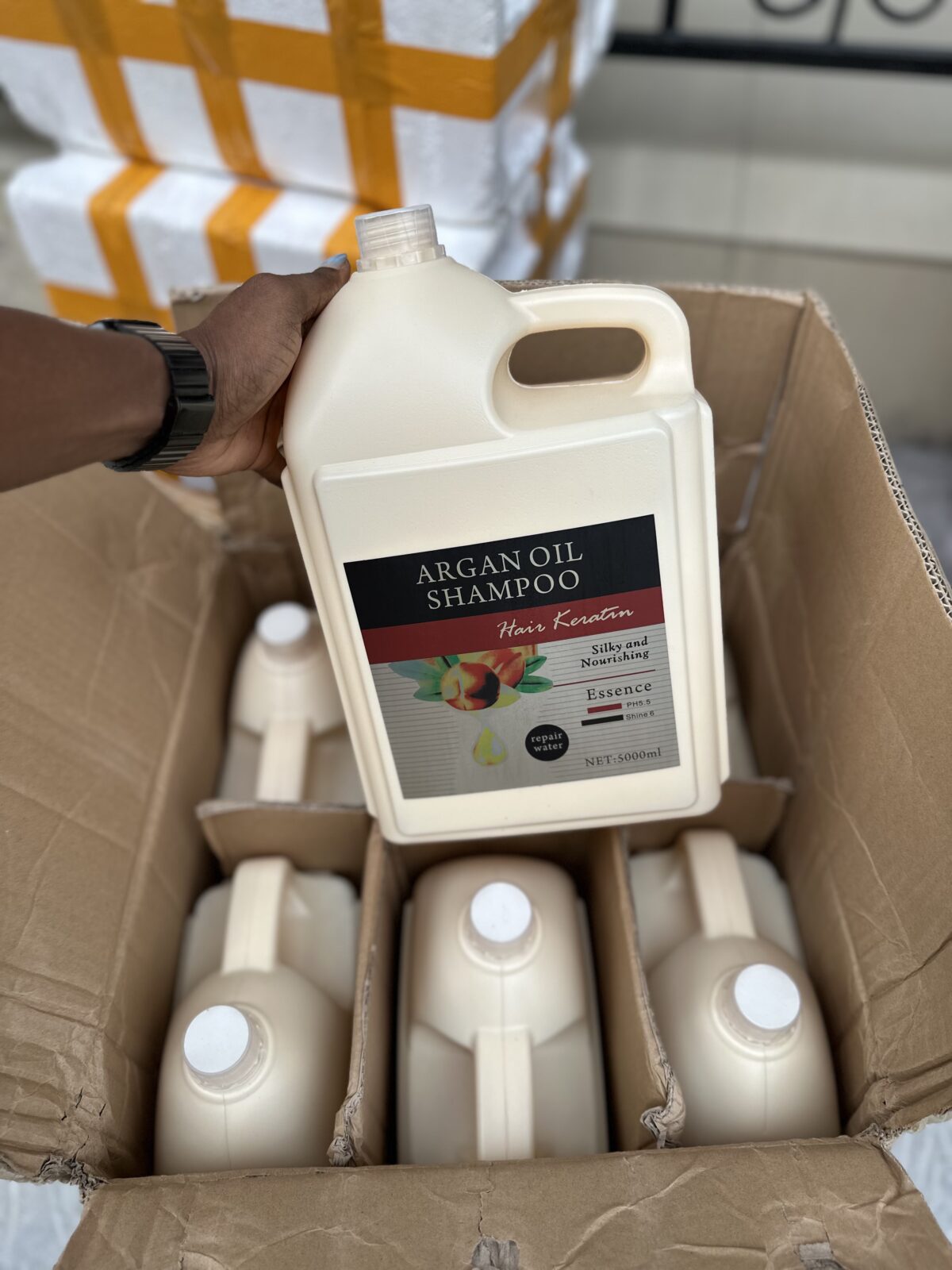 5000ml Argan Oil Shampoo & Conditioner - Image 3