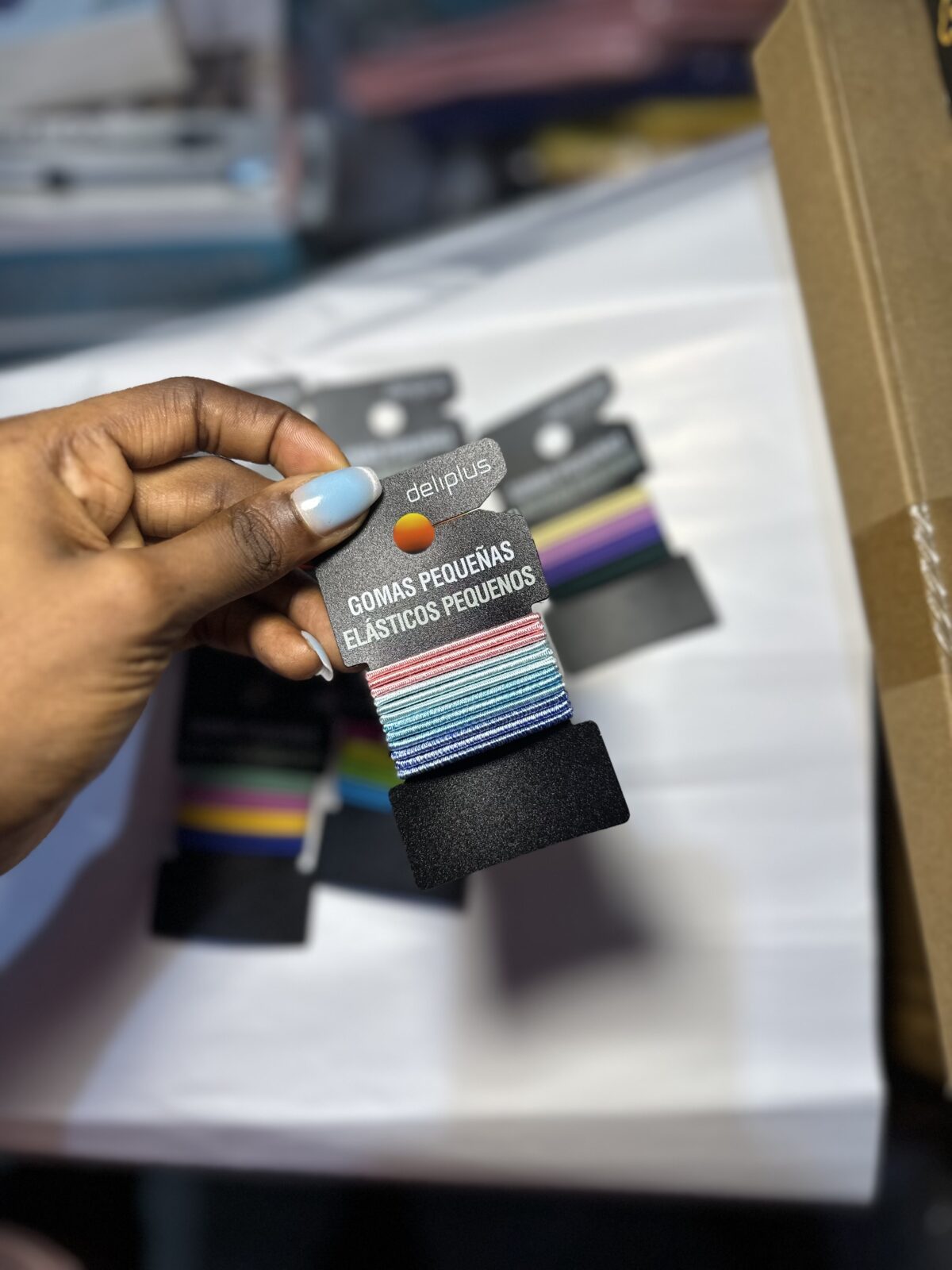 12pcs Multicolored Elastic Hairbands - Image 3