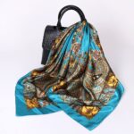 90*90cm Vintage Silk Scarf - Image 3